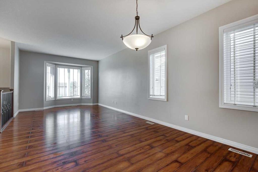 109 Churchill Place Property Photo 7