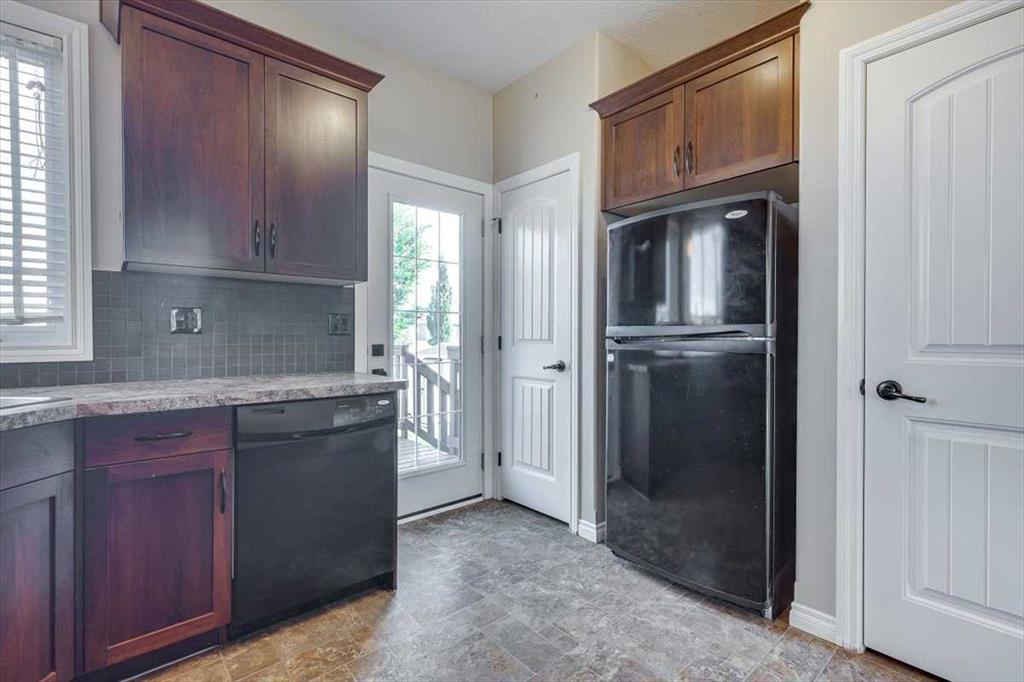 109 Churchill Place Property Photo 12