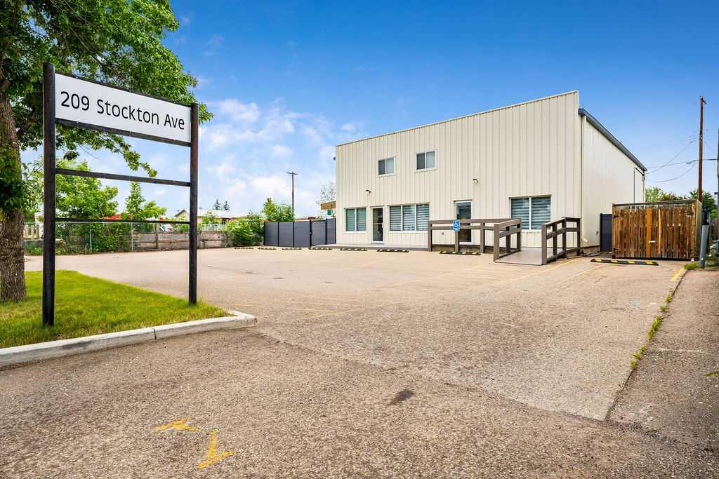209 Stockton Avenue Property Photo 1