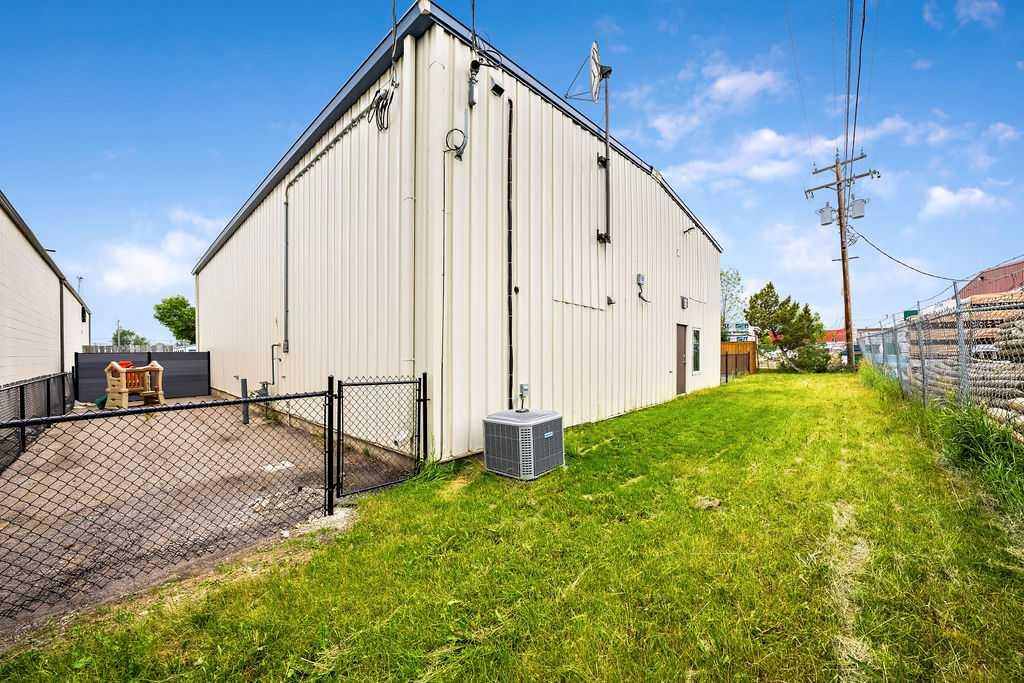 209 Stockton Avenue Property Photo 6