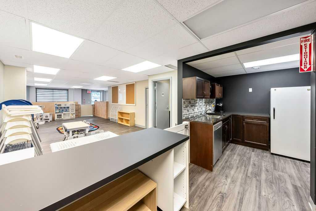 209 Stockton Avenue Property Photo 13