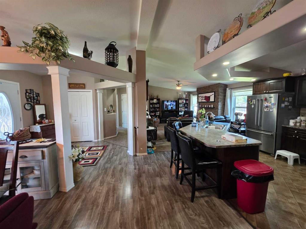 400 3 Avenue Property Photo 21