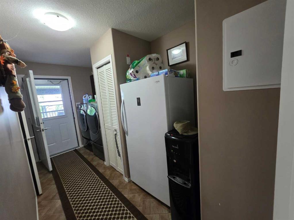 400 3 Avenue Property Photo 22