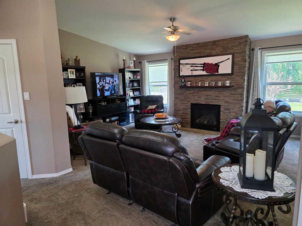 400 3 Avenue Property Photo 24