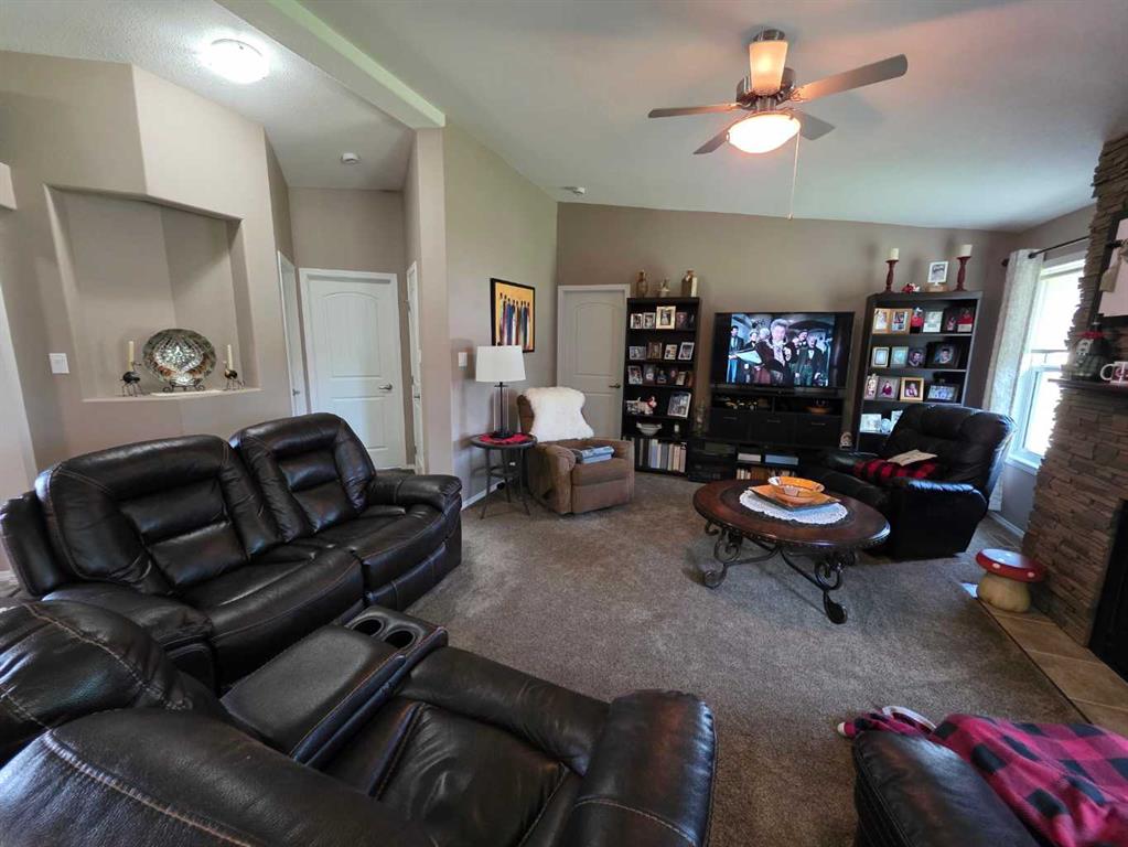 400 3 Avenue Property Photo 34
