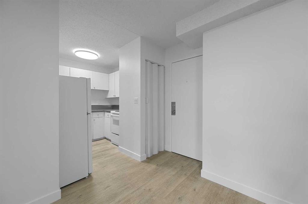 5601 Dalton Drive 101c Property Photo 12