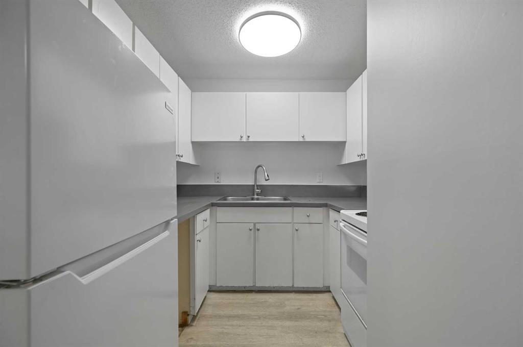5601 Dalton Drive 101c Property Photo 13