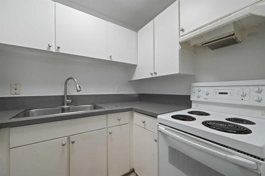 5601 Dalton Drive 101c Property Photo 14