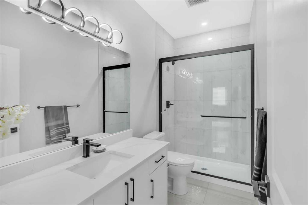 167 Saddlecrest Grove Property Photo 10