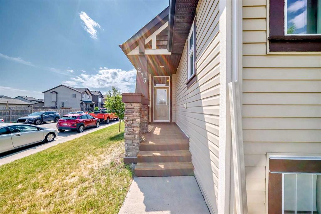 273 Skyview Ranch Way Property Photo 2