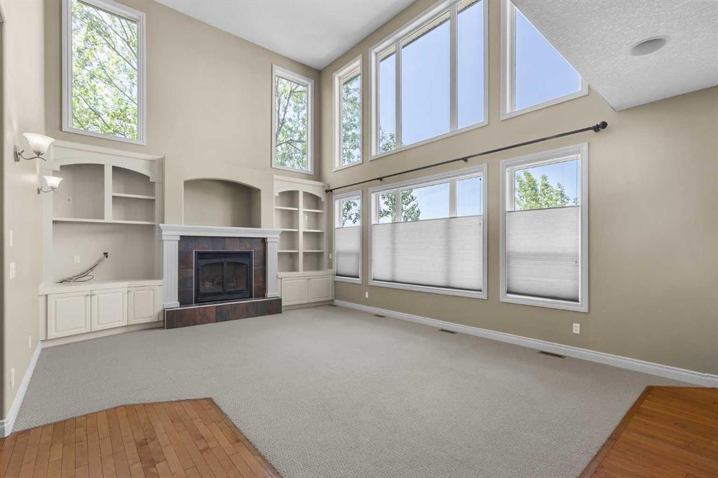 86 Springborough Green Property Photo 4