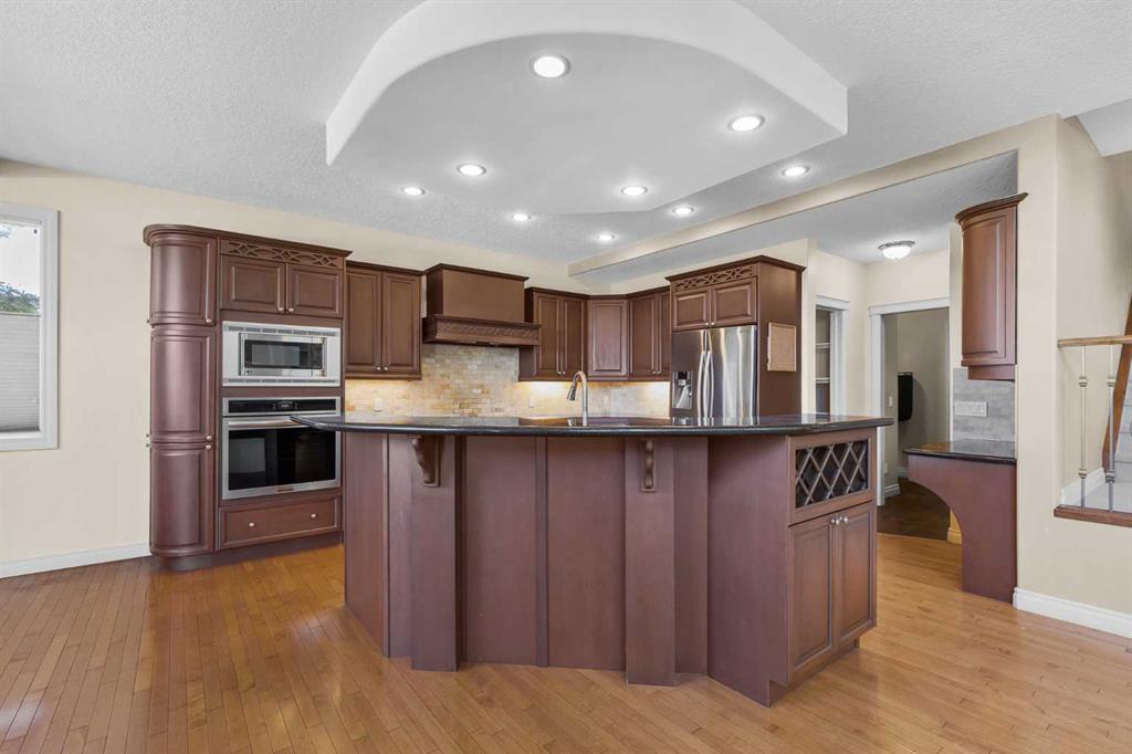 86 Springborough Green Property Photo 6