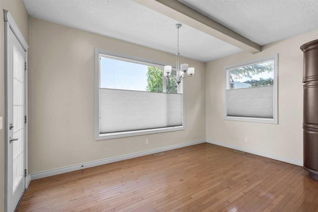 86 Springborough Green Property Photo 8