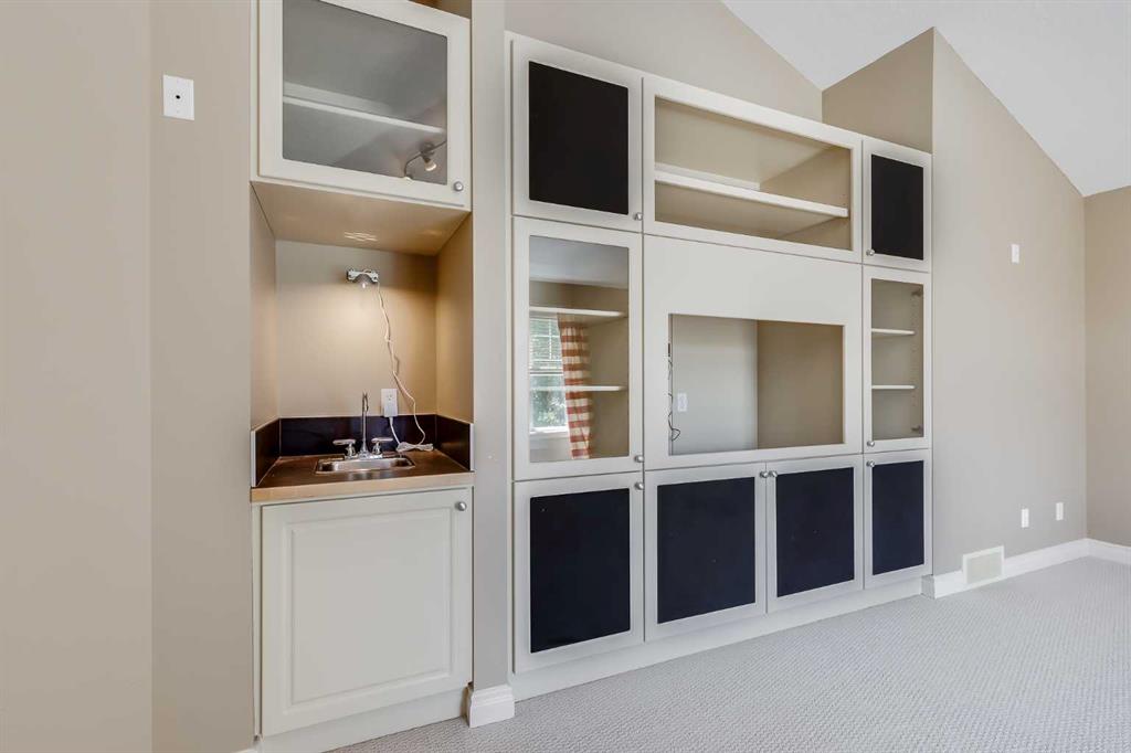 86 Springborough Green Property Photo 19
