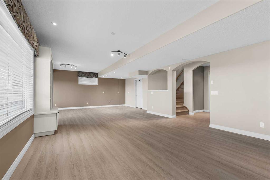 86 Springborough Green Property Photo 24