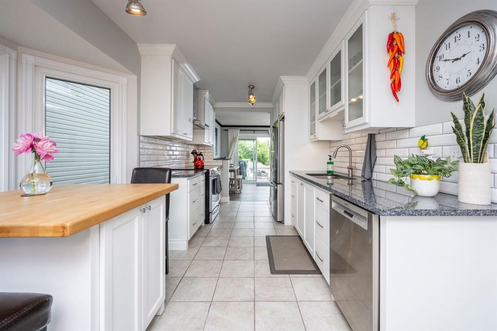 4 Beddington Way Property Photo 8