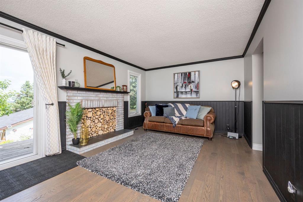 4 Beddington Way Property Photo 14