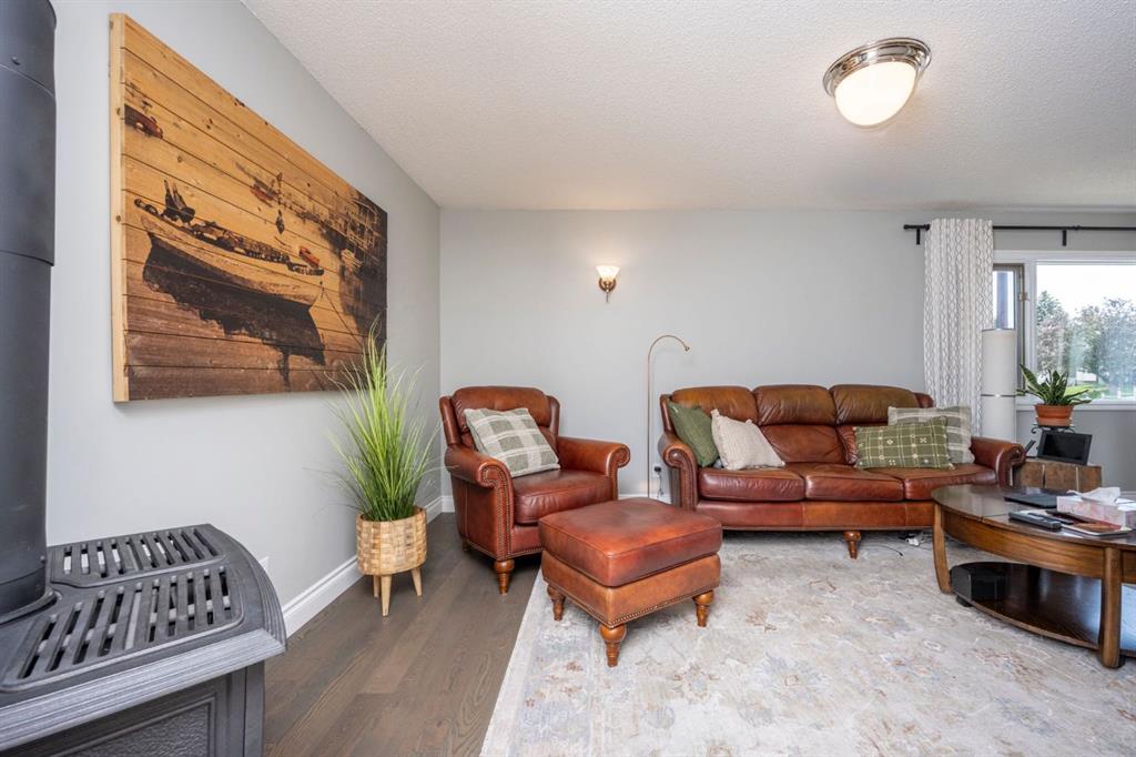 4 Beddington Way Property Photo 17