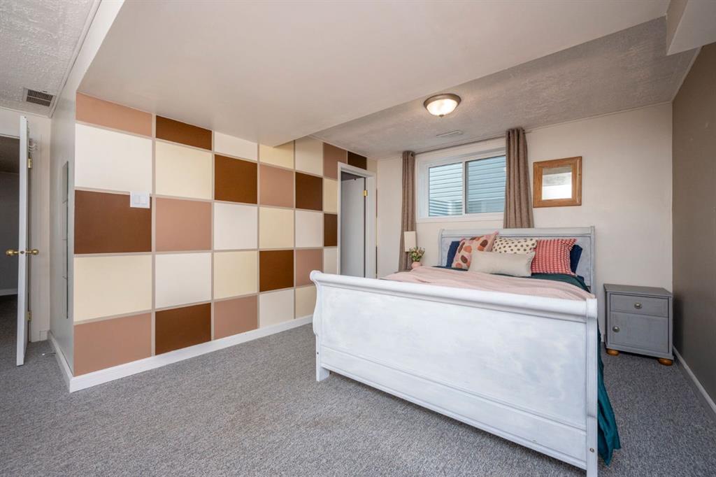 4 Beddington Way Property Photo 33