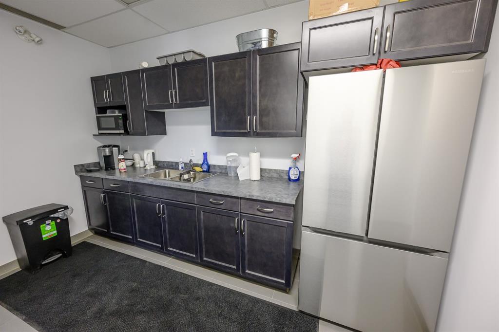 10211 97 Avenue Property Photo 26