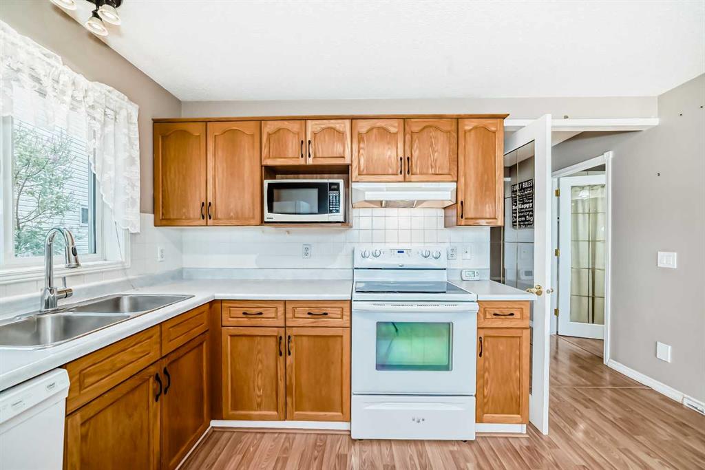 46 Coverdale Way Property Photo 13