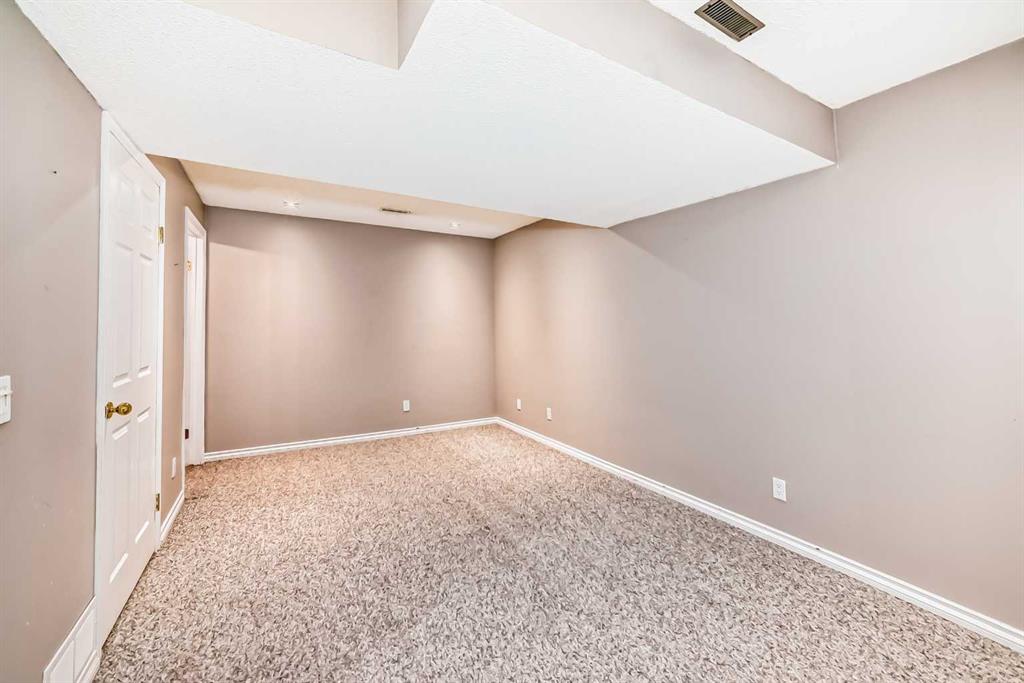 46 Coverdale Way Property Photo 28