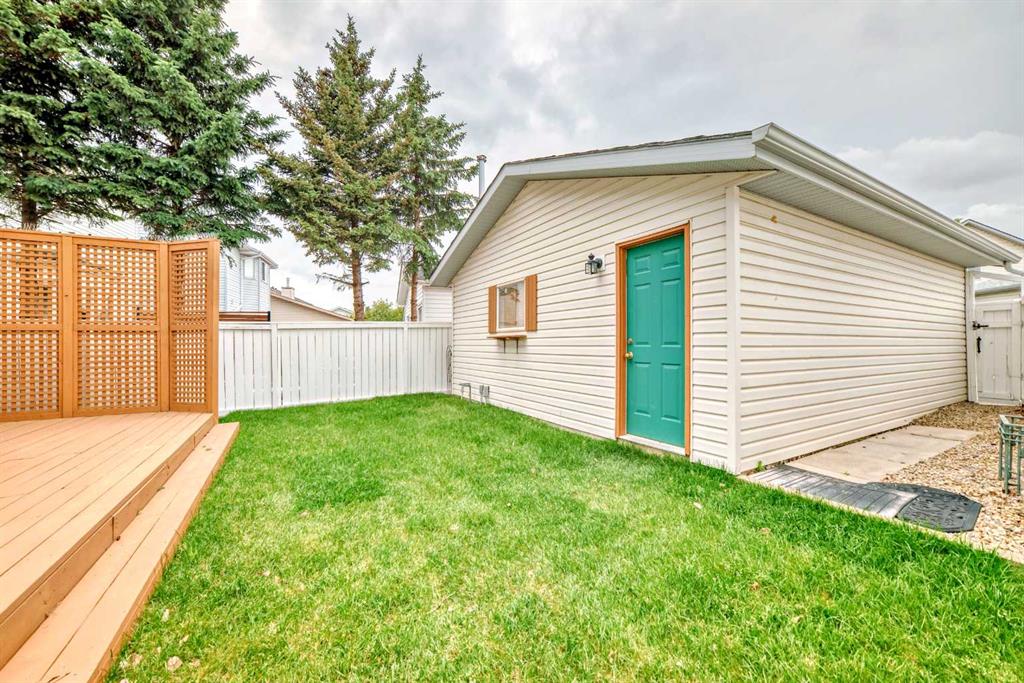 46 Coverdale Way Property Photo 35