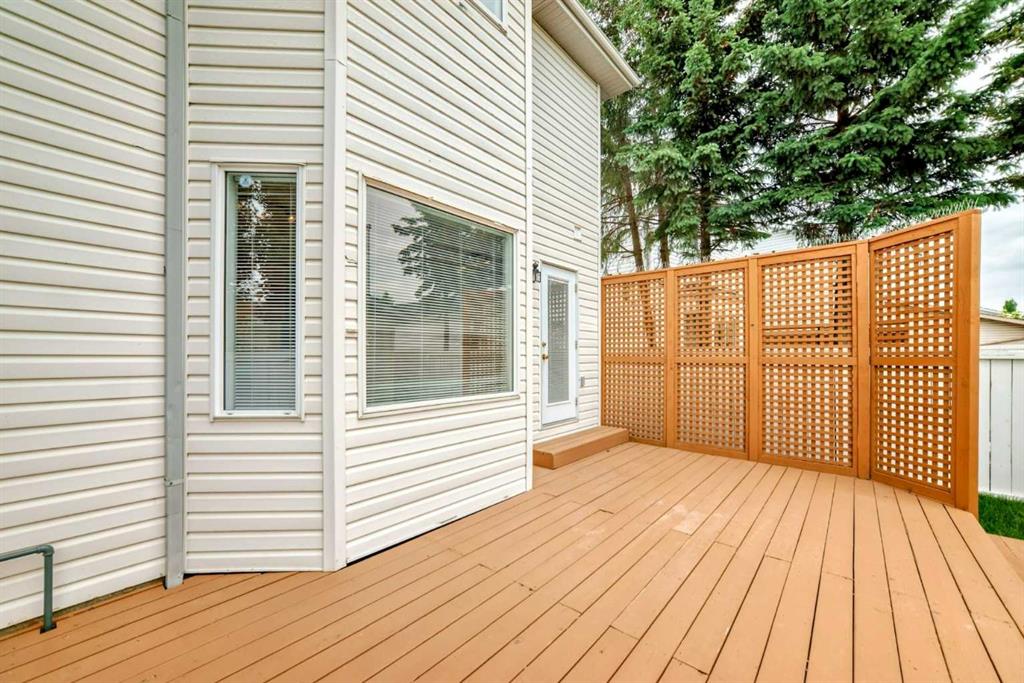 46 Coverdale Way Property Photo 37