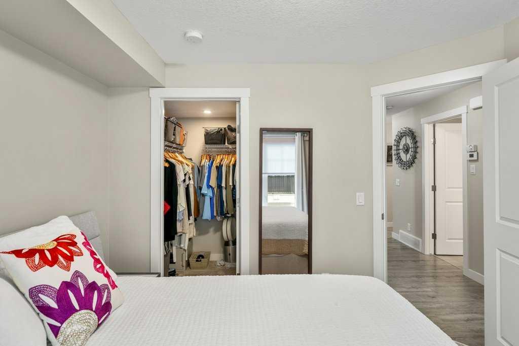 1007 Cranbrook Walk Property Photo 14