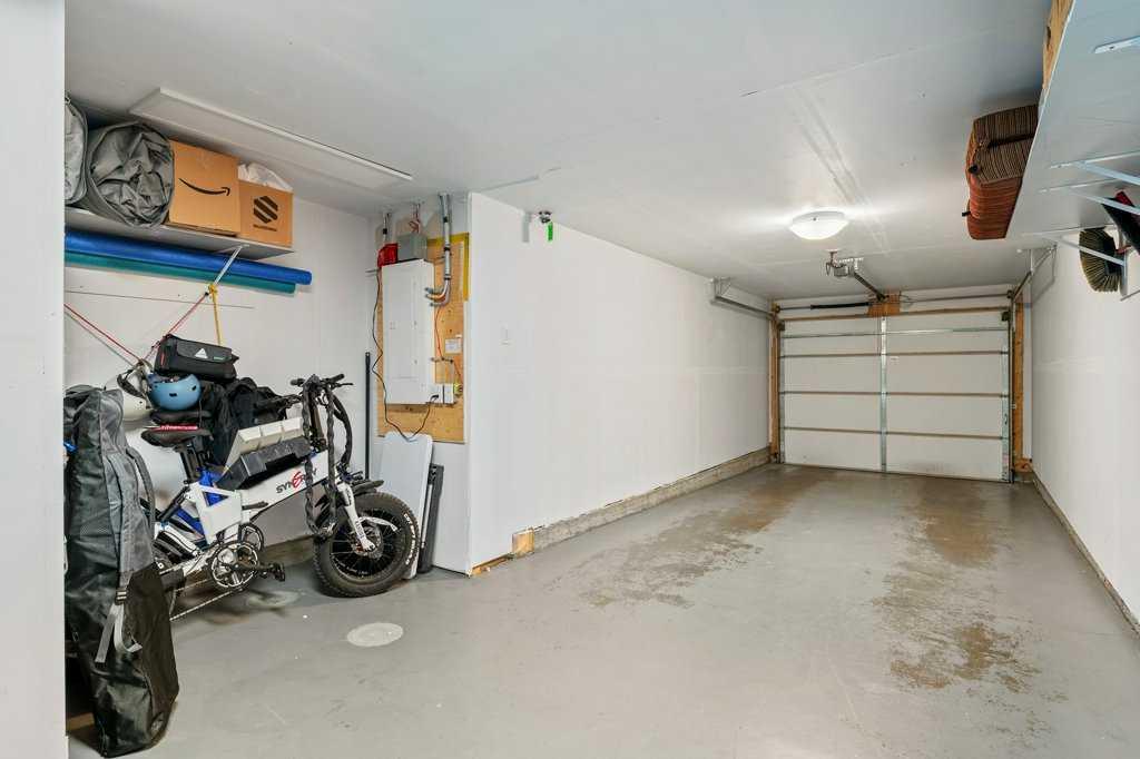 1007 Cranbrook Walk Property Photo 25