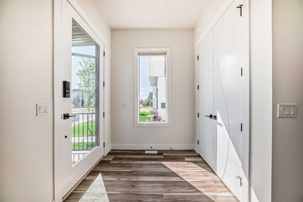 4625 72 Street Property Photo 2