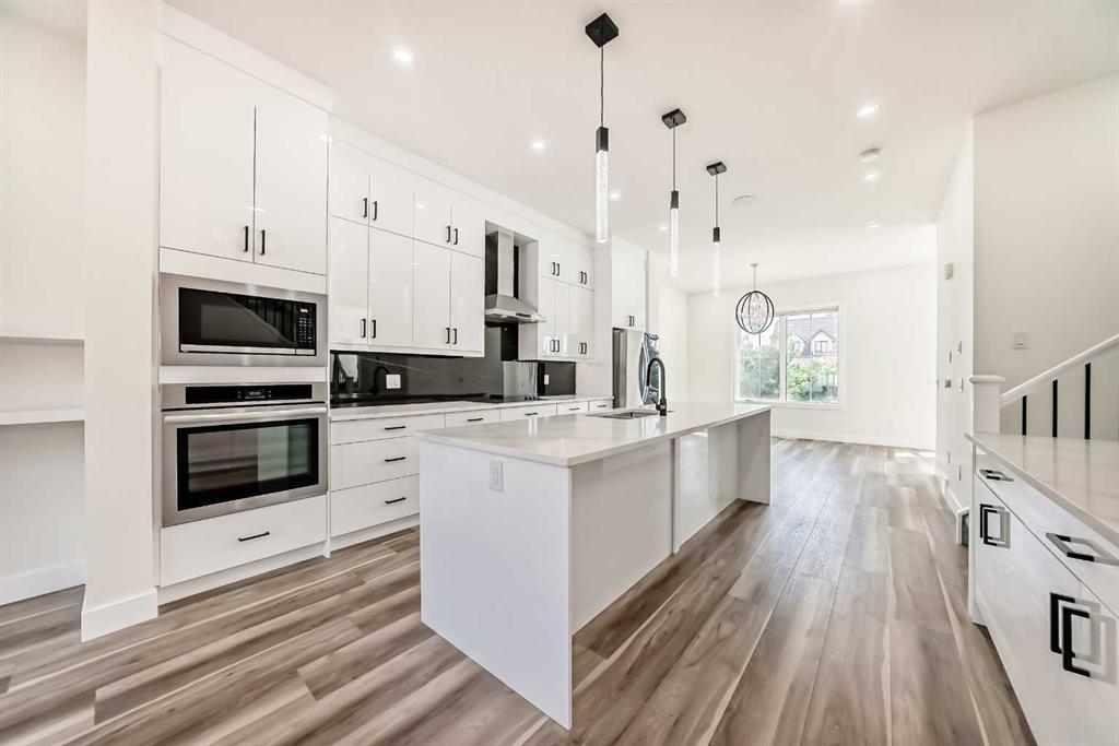 4625 72 Street Property Photo 10