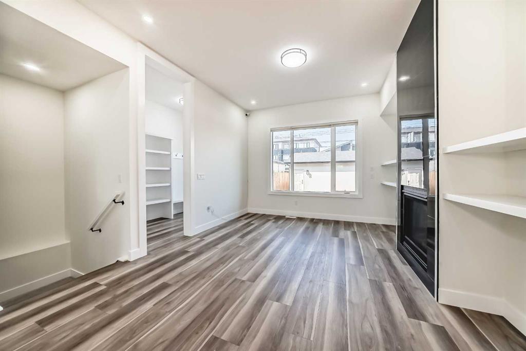 4625 72 Street Property Photo 15