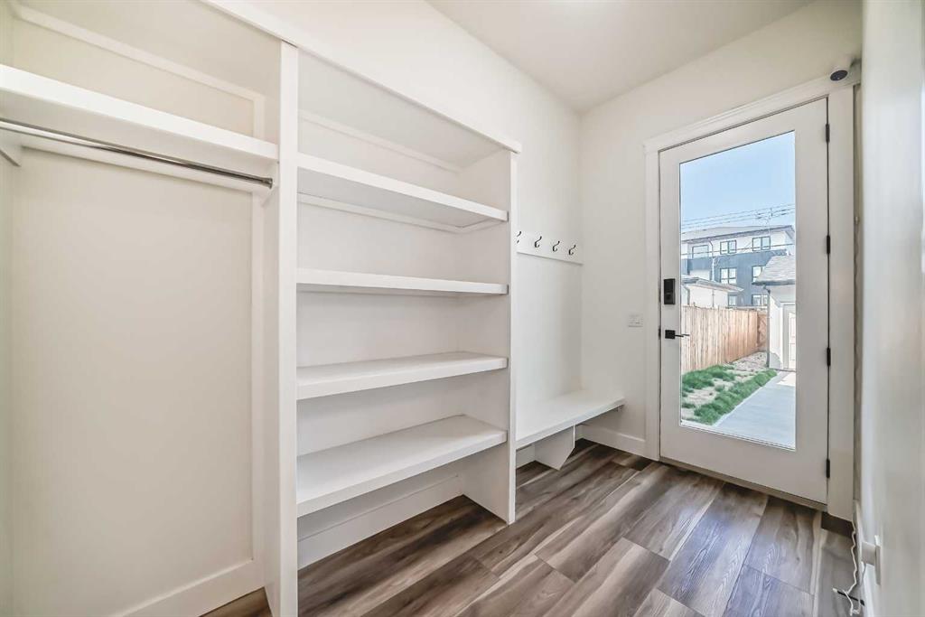 4625 72 Street Property Photo 17