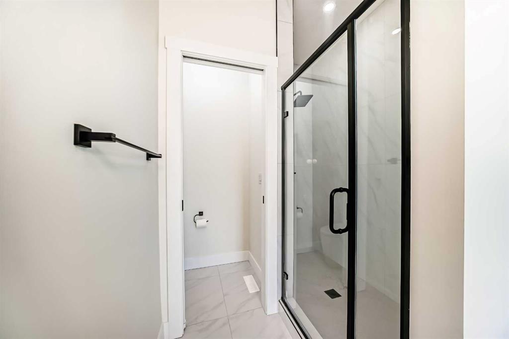 4625 72 Street Property Photo 29