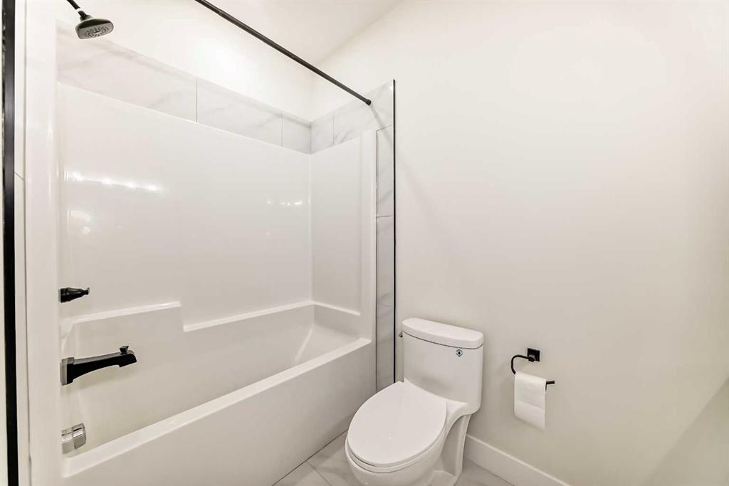 4625 72 Street Property Photo 36