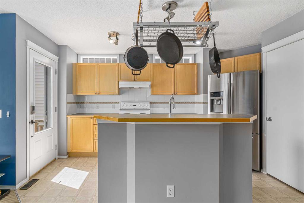 14 Tuscany Springs Rise Property Photo 7