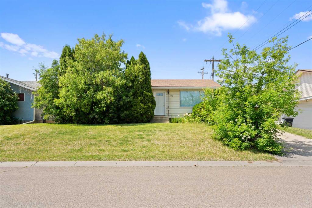 40 Lake Bevan Drive Property Photo 1