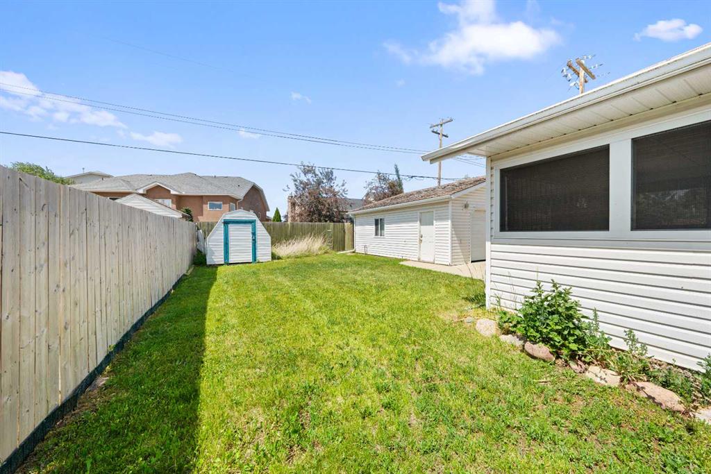 40 Lake Bevan Drive Property Photo 4