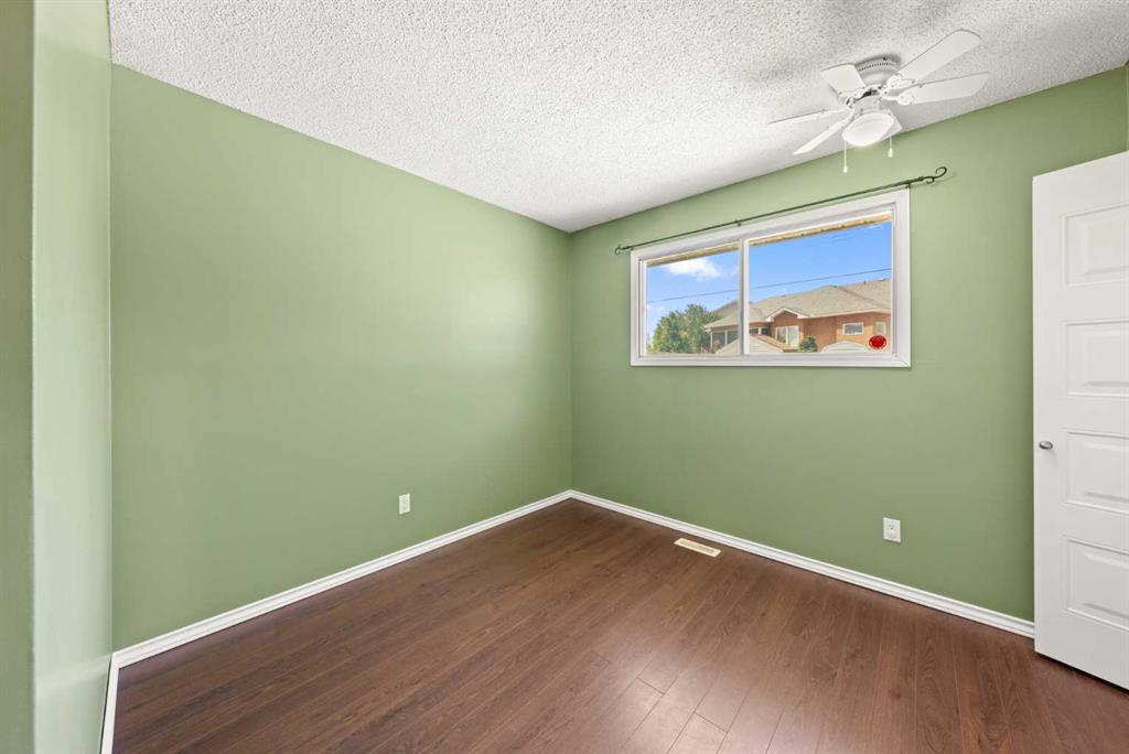 40 Lake Bevan Drive Property Photo 10