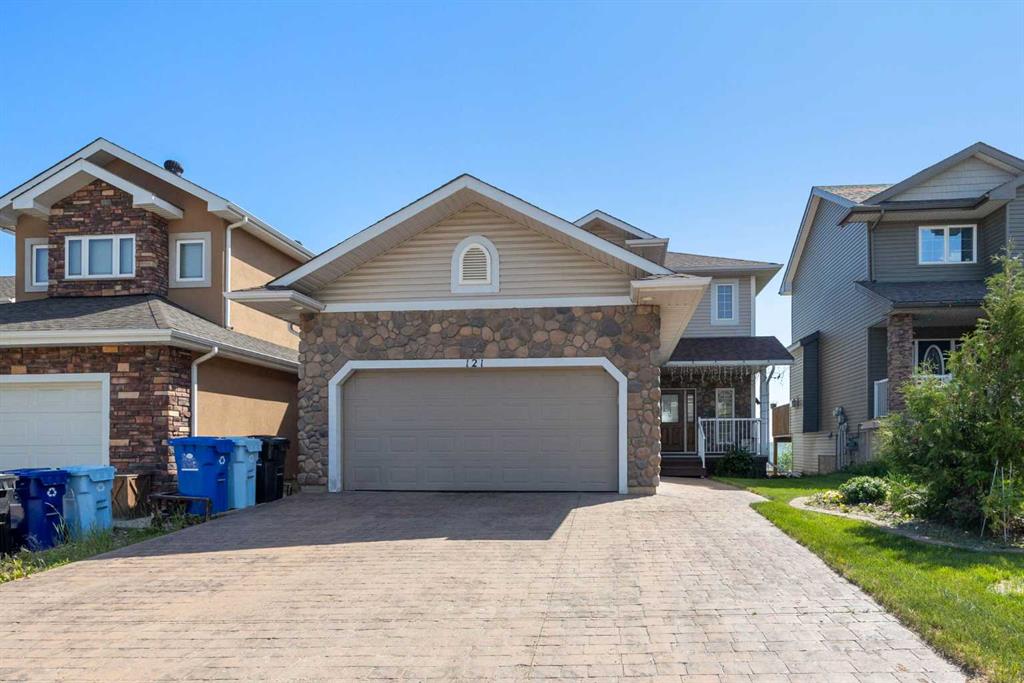 121 Gravelstone Way Property Photo 1