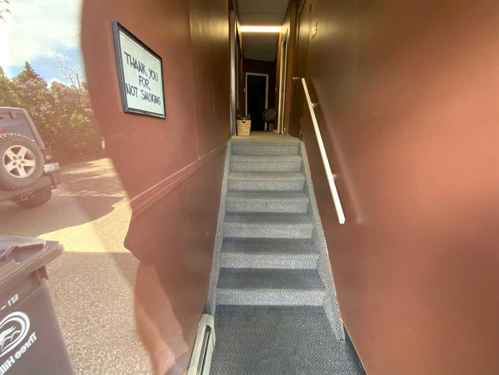 115 & 117 4 Th Avenue Property Photo 2