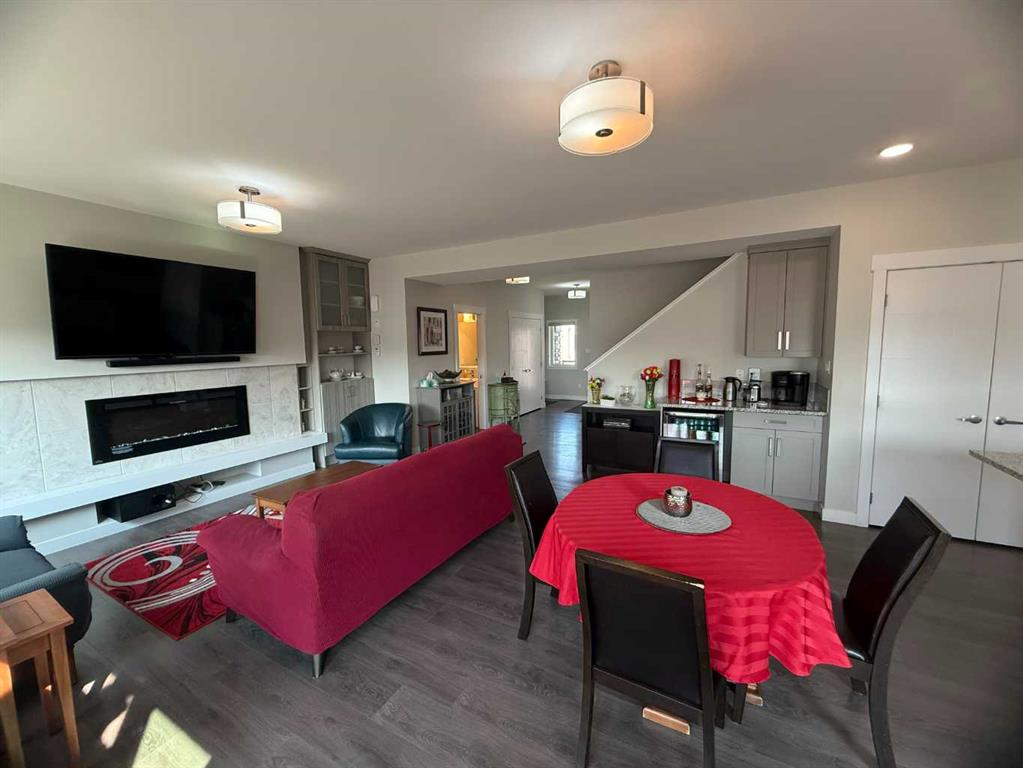 571 Firelight Place Property Photo 8