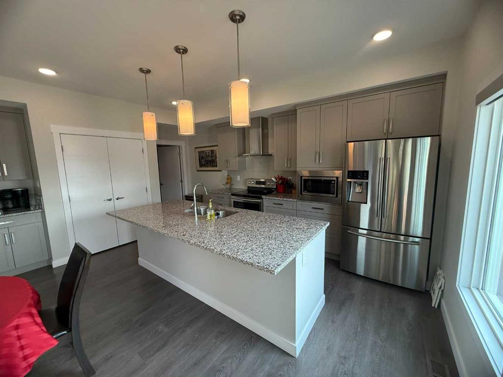 571 Firelight Place Property Photo 10