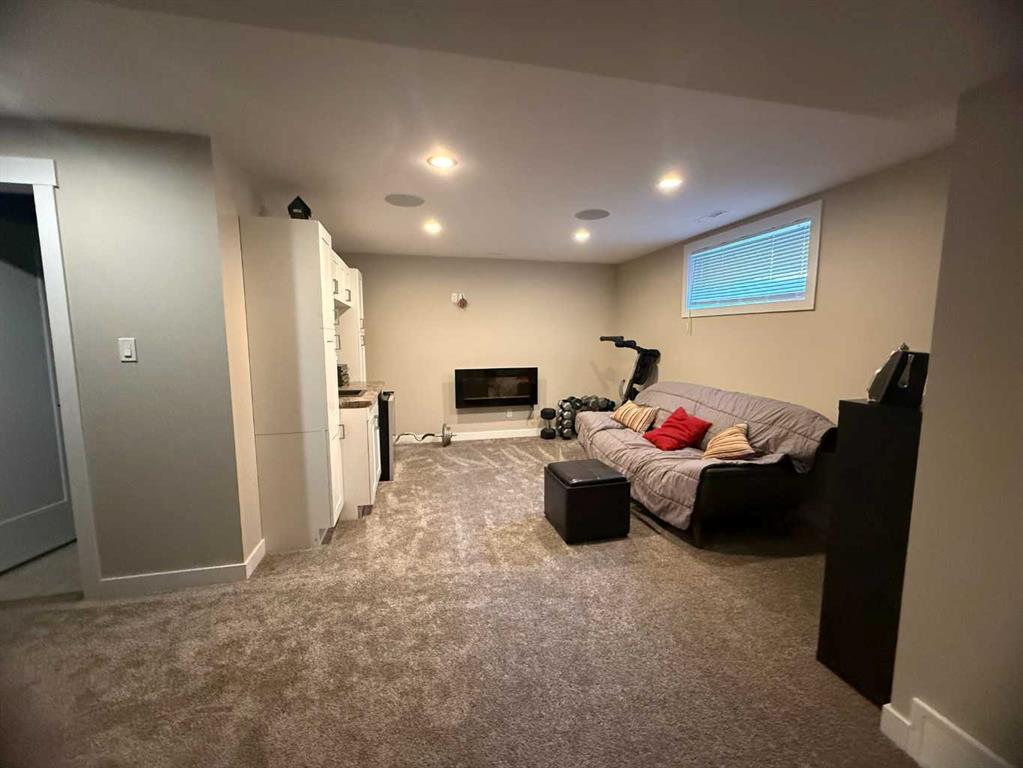 571 Firelight Place Property Photo 23