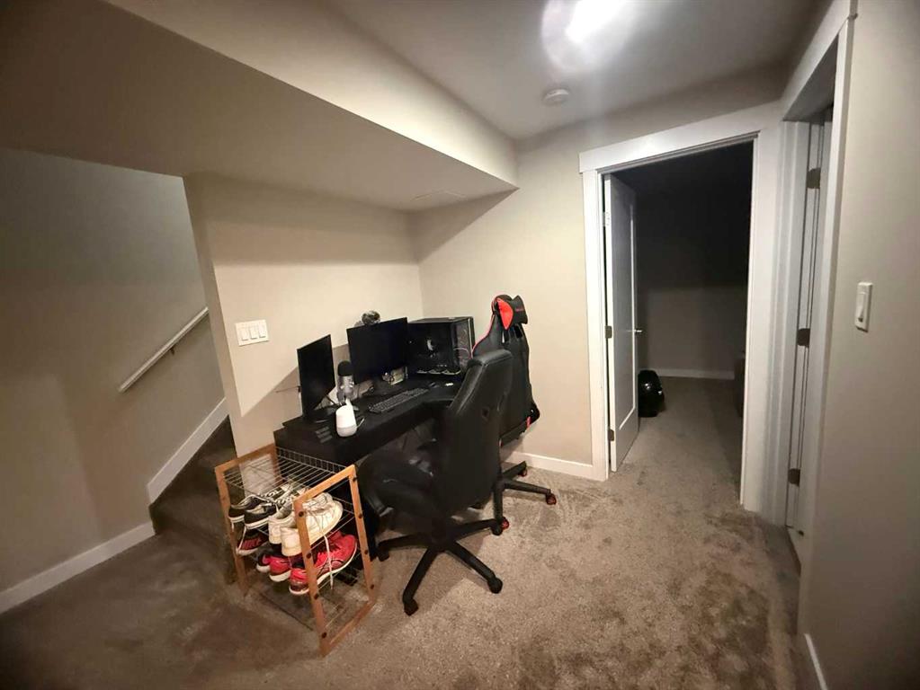 571 Firelight Place Property Photo 27