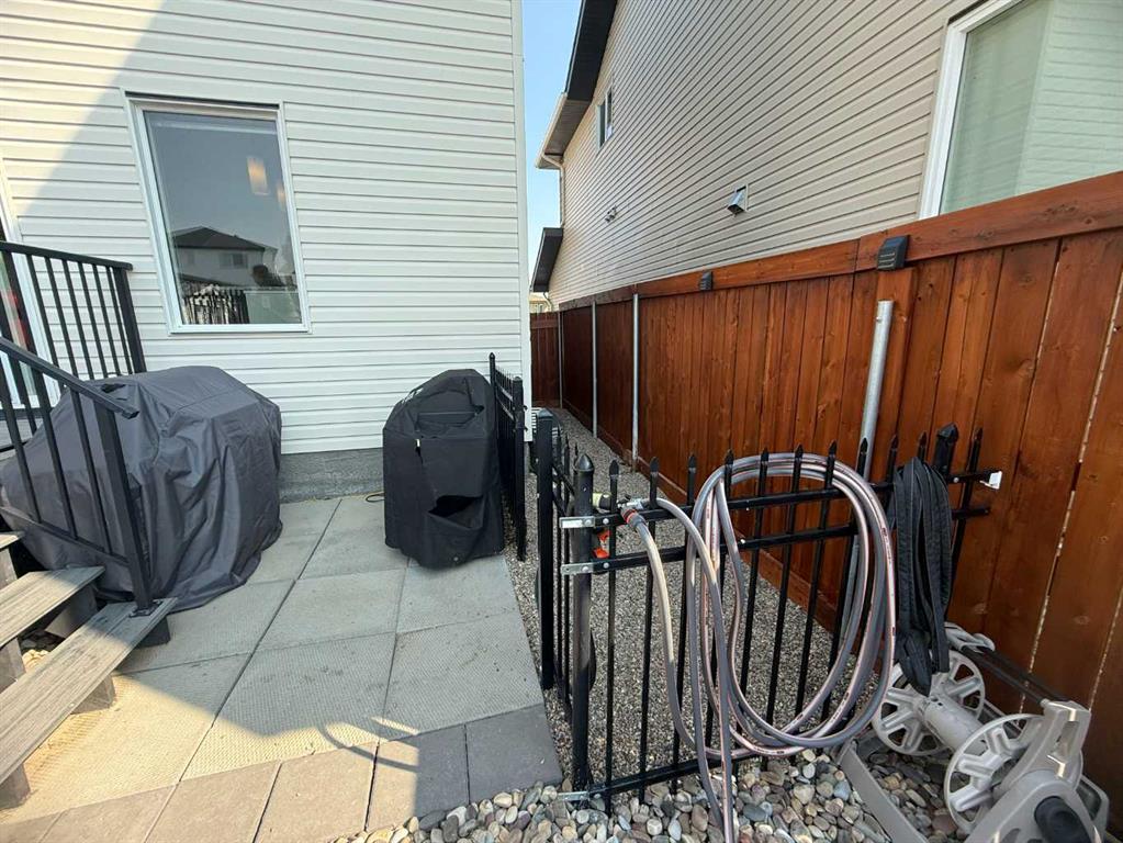 571 Firelight Place Property Photo 34