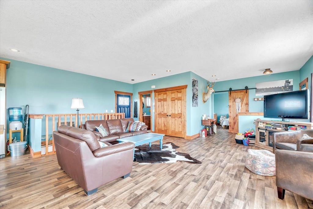 231018 Range Road 194a Property Photo 14