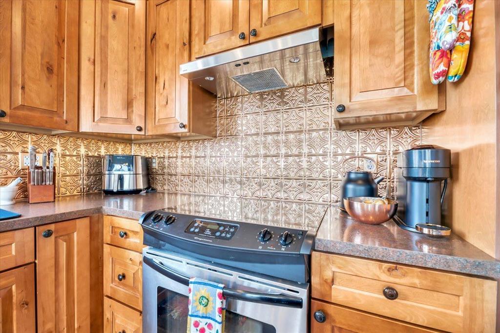 231018 Range Road 194a Property Photo 17