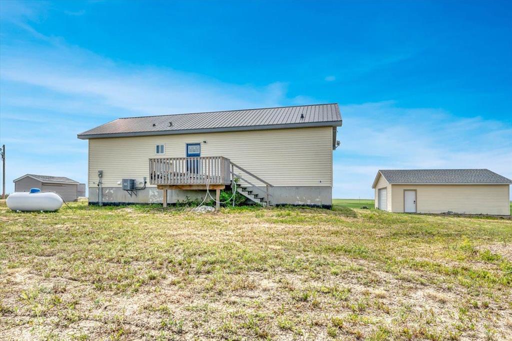 231018 Range Road 194a Property Photo 26